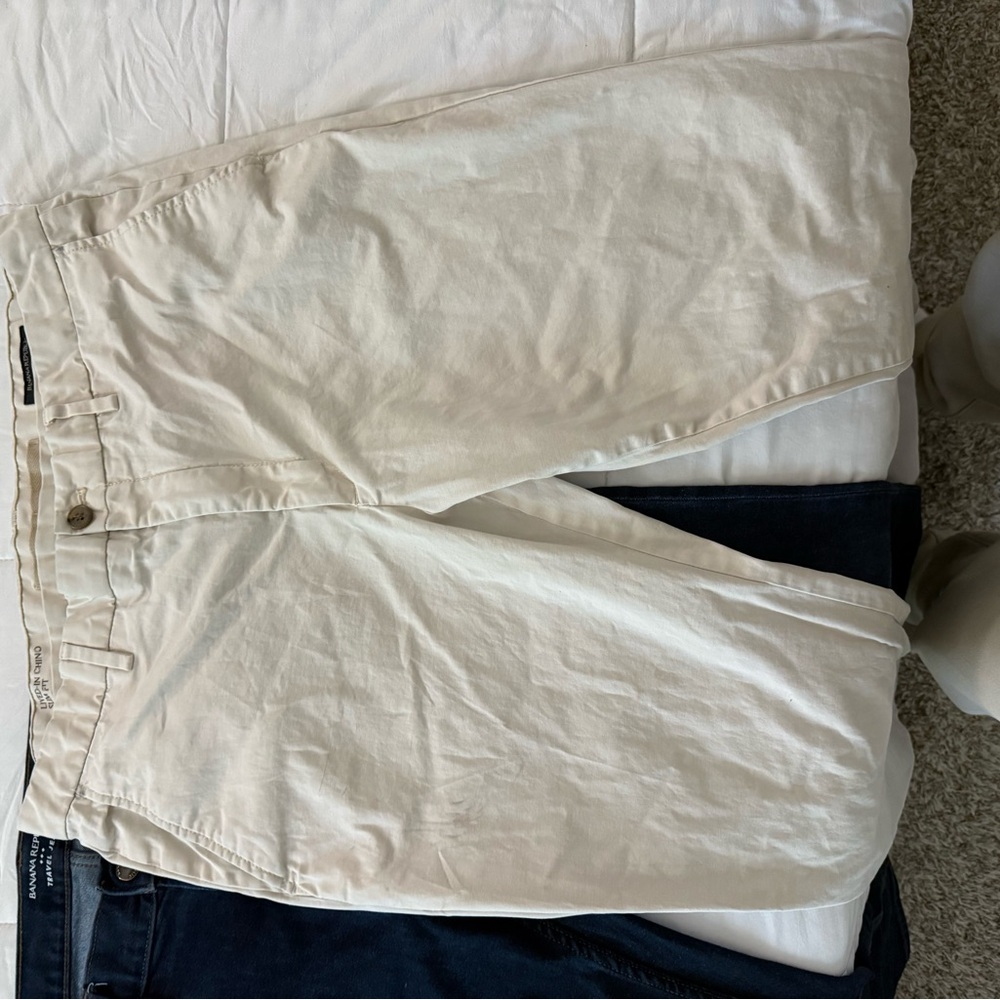 Banana Republic Cream Chino Pants